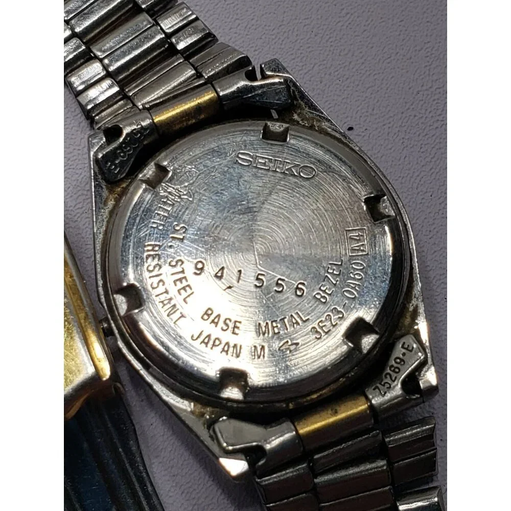 Seiko SQ Ladies Watch 3E23-0A60 Two Tone Quartz Day Date Untested 941556